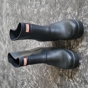 EUC Hunter wedge rain boots Size 9